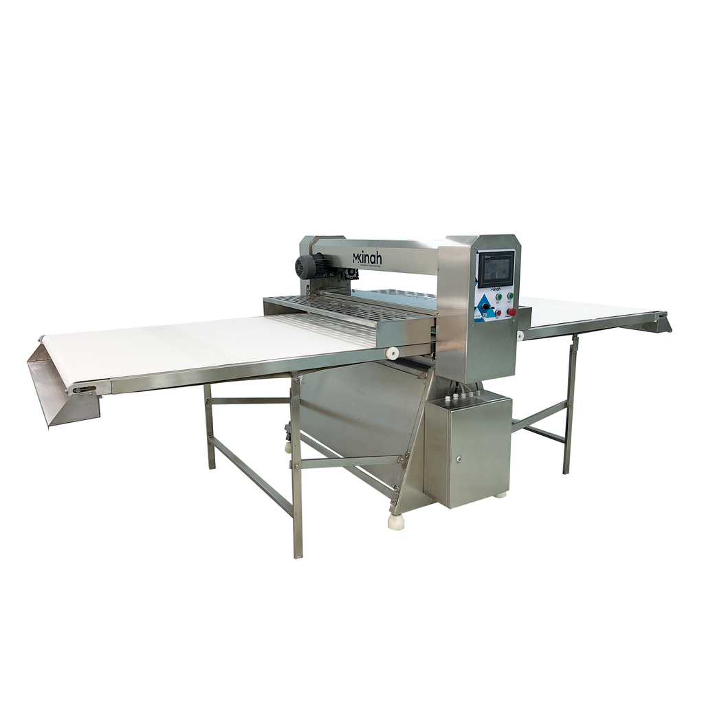 ماكينة فراد بقلاوه  مانيوال (3 متر طول - 125 سم عرض السير )